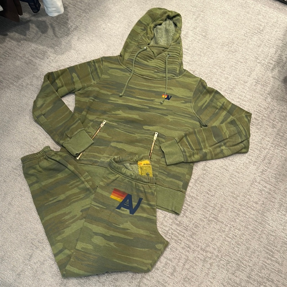 Aviator Nation Ninja Hoodie and Sweatpants Size Medium Green Camo